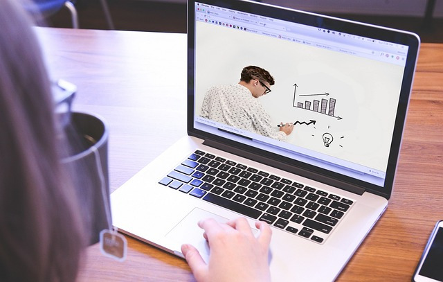 Présentation du logiciel éducatif GeoGebra