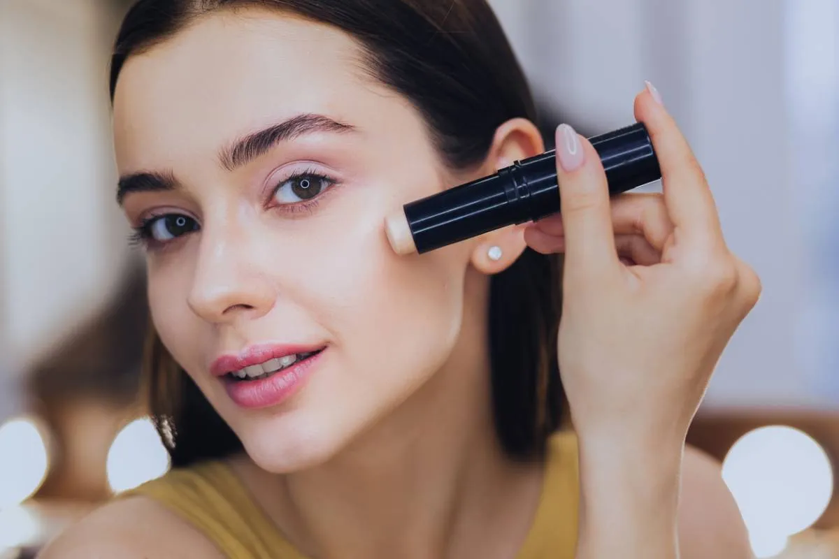 Formation esthétique certifiante : réussir dans les métiers de la beauté