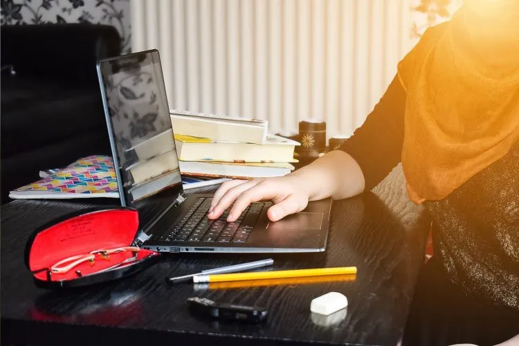 Apprendre une langue étrangère grâce à l’e-learning