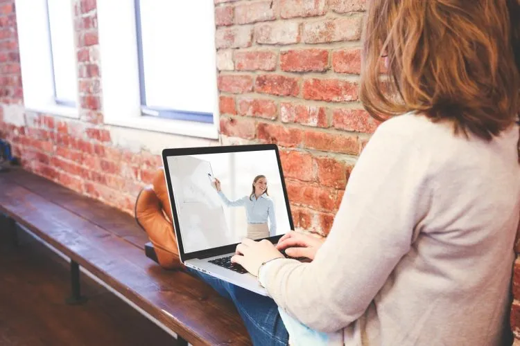 3 types d’étudiants en ligne difficiles et comment les gérer