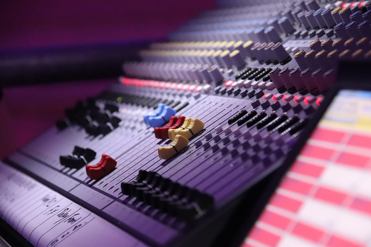 Comment devenir ingénieur du son avec des formations diplômantes ?