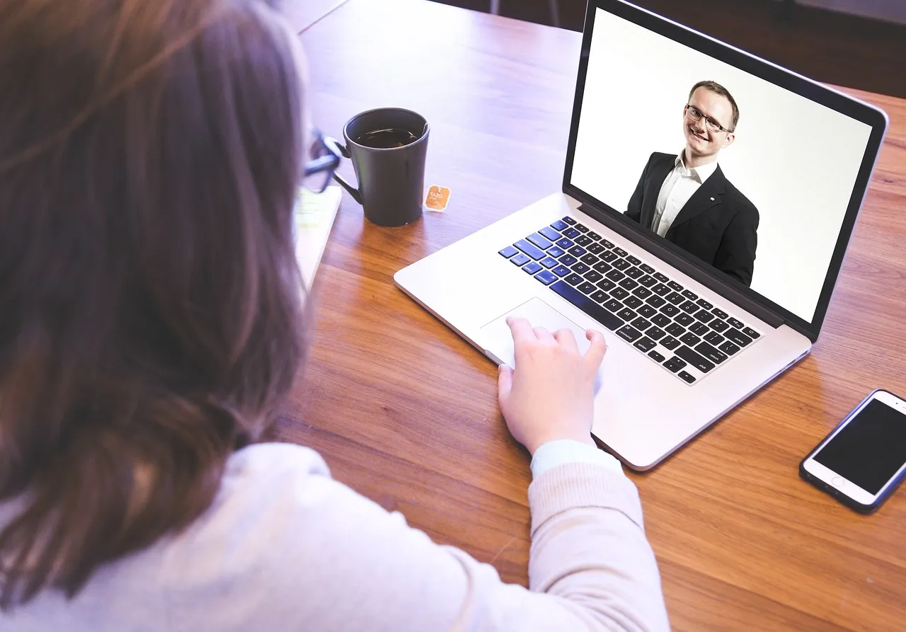Conseils pratiques pour réussir à trouver un travail efficacement