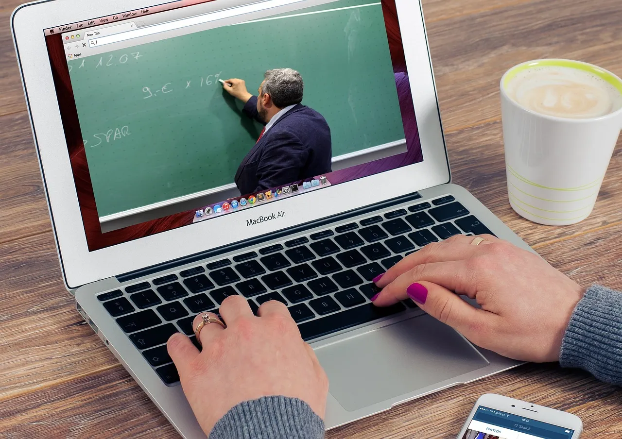 2 bonnes raisons de faire confiance aux cours de mathématiques en ligne