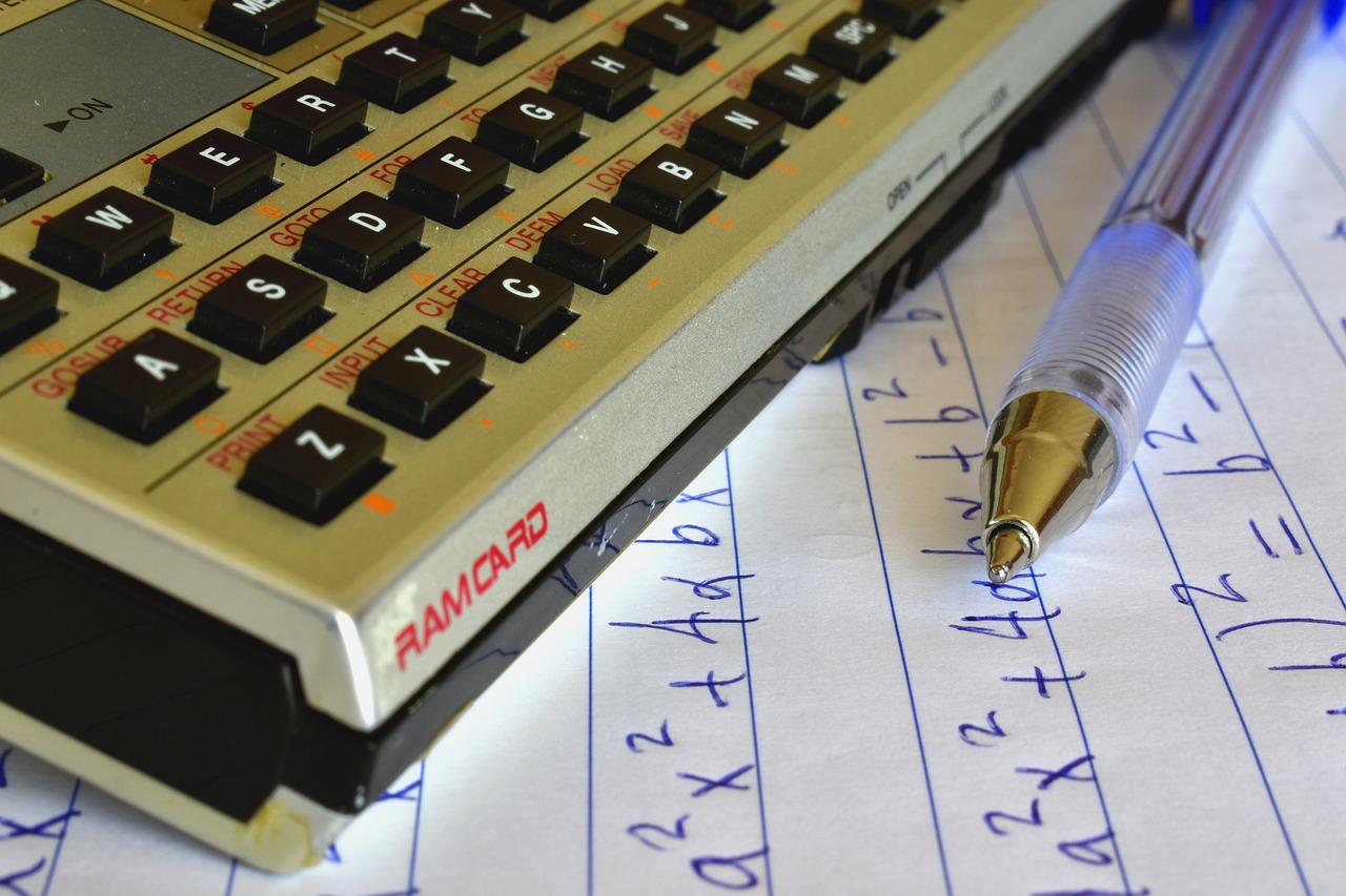 Formation interactive : apprenez à calculer effacement l’aire d’un carré