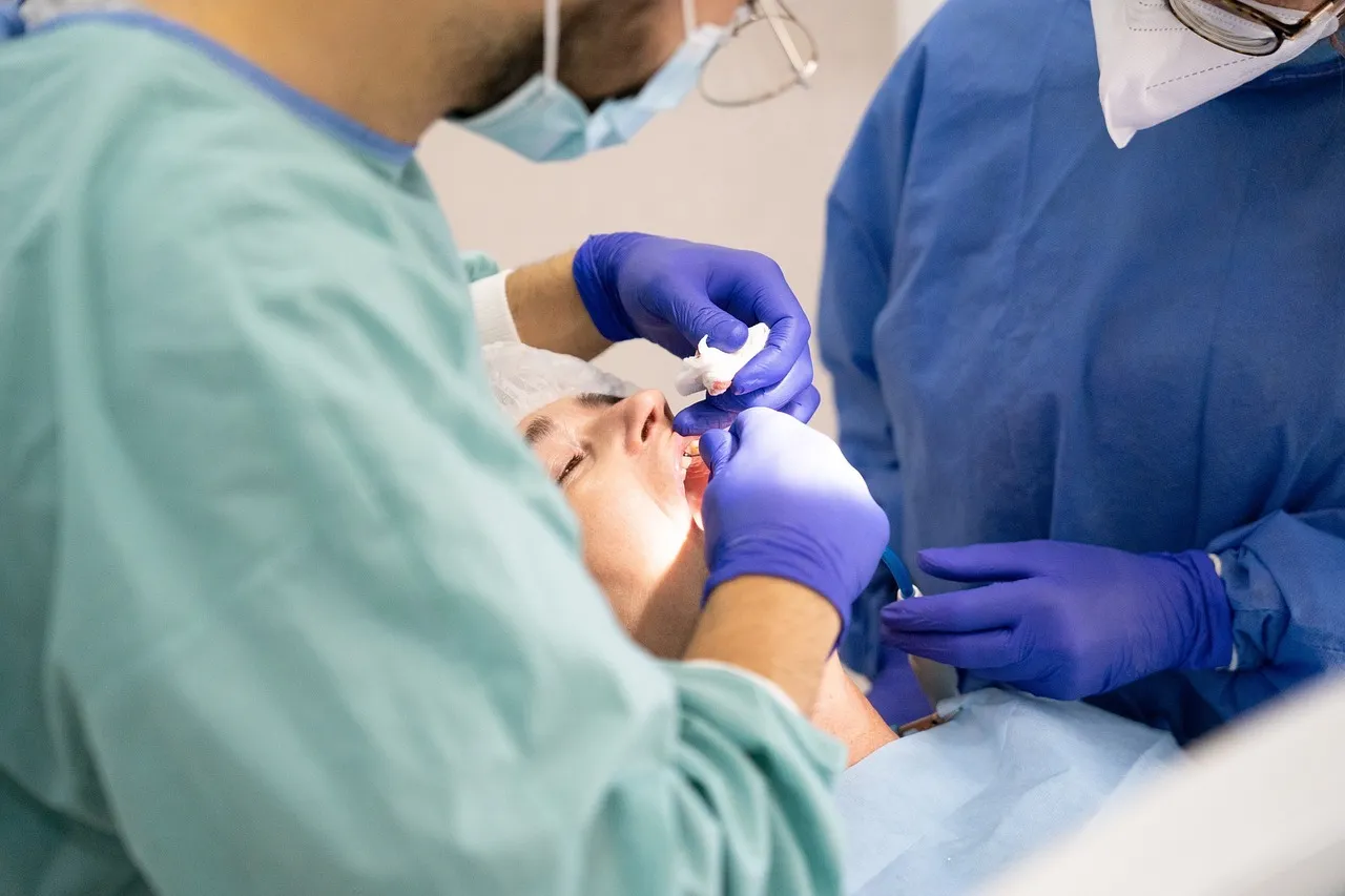 Fiche métier Dentiste