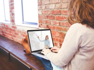 Classe_numérique_:_comment_s_adapter_et_réussir_dans_l_ère_de_l_apprentissage_digital_?